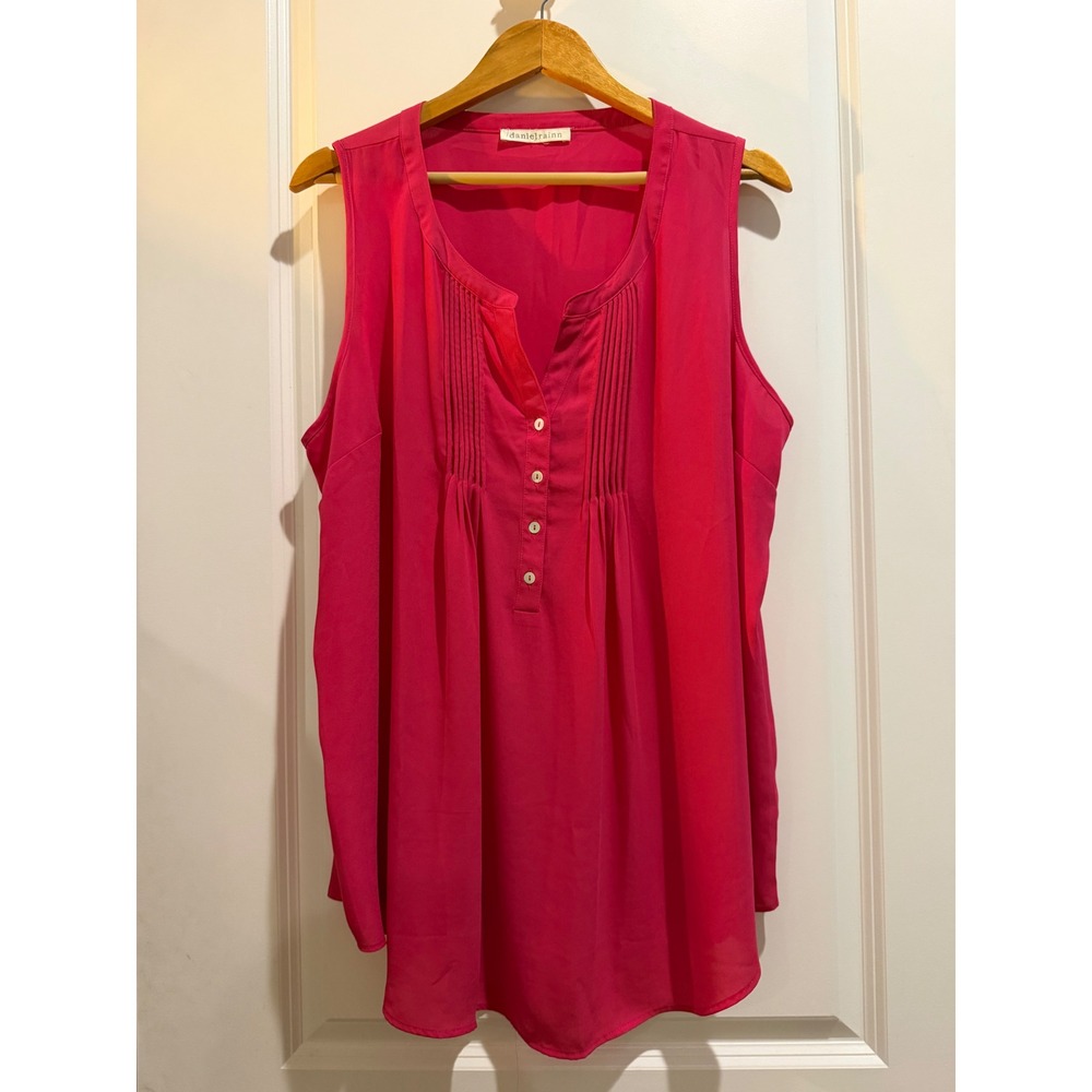 Daniel Rainn Fuchsia Pink Pintuck Pleated Sleeveless Blouse Top